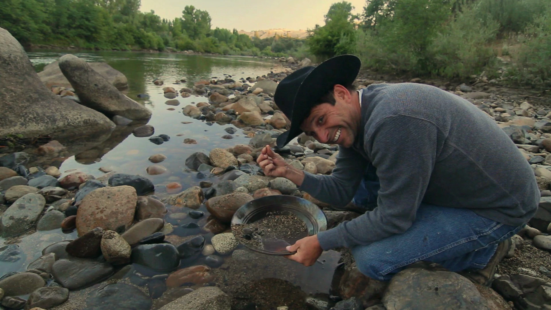 Bill Bettencourt as Arlen panning for gold in THE GOLdEN TREE (2010).