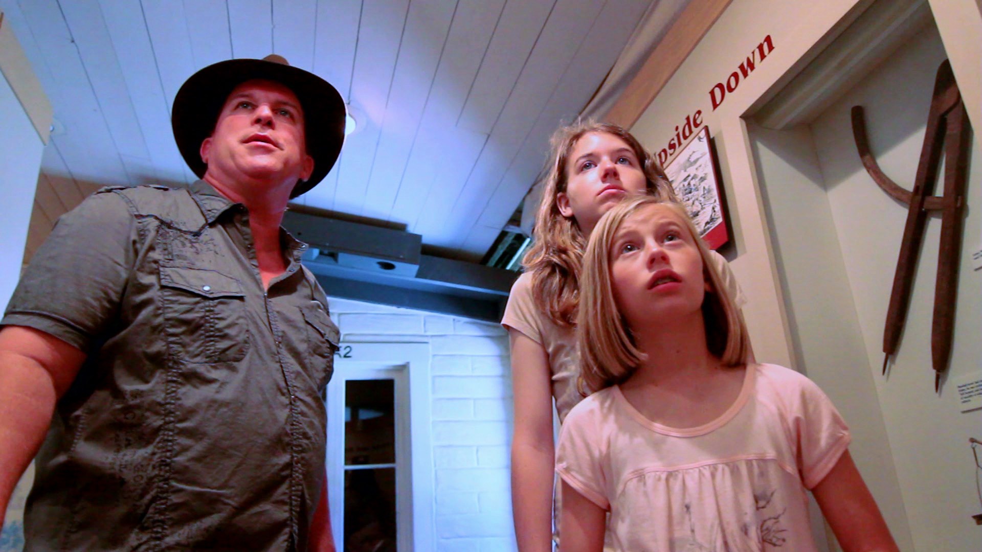 gary udell, karly avva, and kyriè sierra davenport as sierra in THE GOLdEN TREE (2010) walking through Sutter Fort.